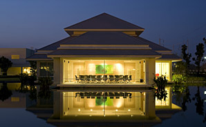 泰国F&N总部建筑设计